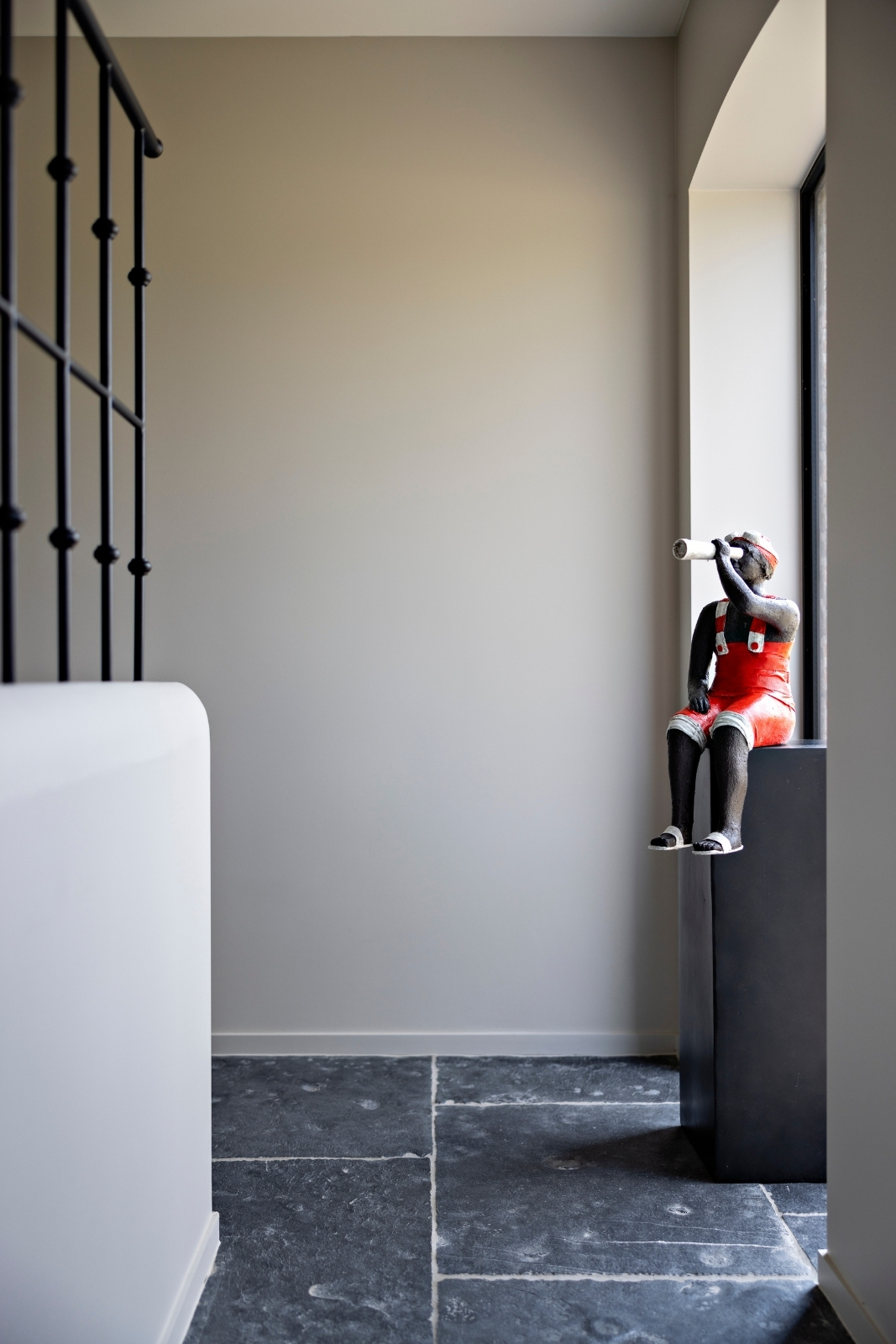 Kunstwerk in een landelijk interieur